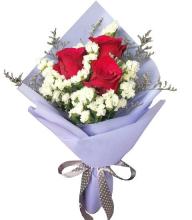 3 Red Roses Bouquet